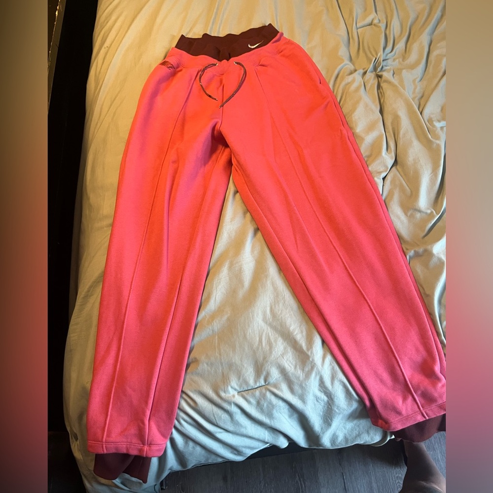 Nike joggers